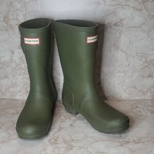 COPY - Hunter Millitar Green Rain Boots Size 40/41